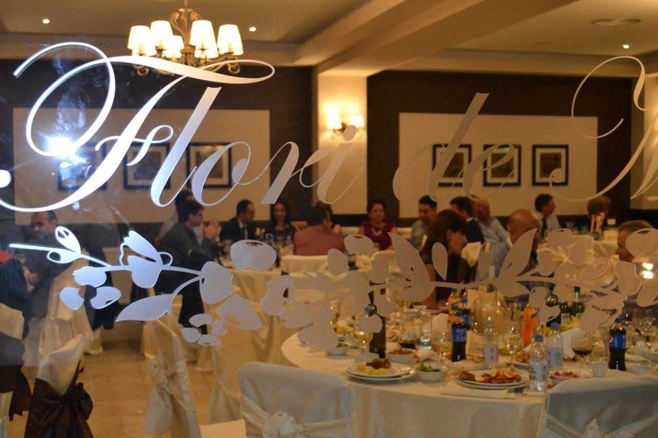 فندق Poiana Măruluiفي  Flori De Mar المظهر الخارجي الصورة